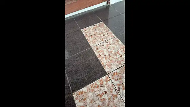 Snapshot of zghn00 chatting on November 18, 2025, 6:28 am zghn00 online show from November 18, 2025, 6:28 am