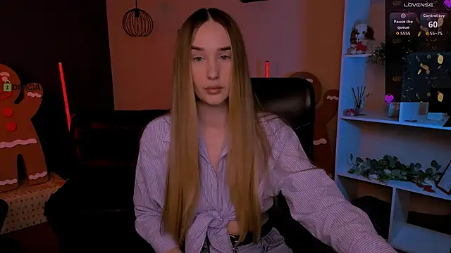  kellykitten  online show from December 18, 2025, 10:08 am