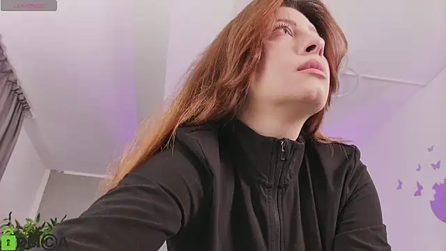 AmberRosewood online show from February 28, 2026, 4:56 am