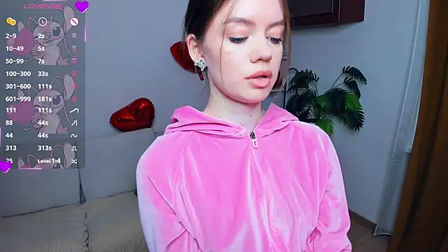 Snapshot of AngelesBenitz chatting on February 14, 2026, 7:41 am AngelesBenitz online show from February 14, 2026, 7:41 am