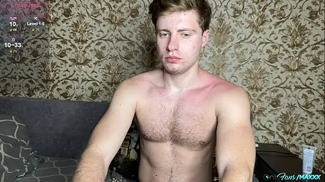 Snapshot of Maxhornyblondieman chatting on May 20, 2026, 5:43 pm Maxhornyblondieman online show from May 20, 2026, 5:43 pm
