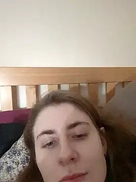 hotwetvix online show from November 20, 2025, 9:21 am