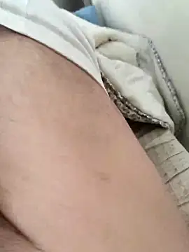 Snapshot of berkkderlerr chatting on March 28, 2026, 9:21 am berkkderlerr online show from March 28, 2026, 9:21 am