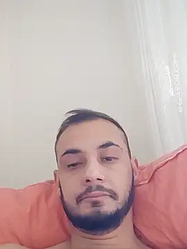 Snapshot of berkkderlerr chatting on November 29, 2025, 8:25 am berkkderlerr online show from November 29, 2025, 8:25 am