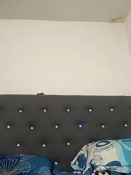 Snapshot of LunaSP99 chatting on November 25, 2025, 10:32 pm LunaSP99 online show from November 25, 2025, 10:32 pm