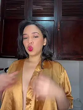 Snapshot of Esmerald_1111 chatting on March 30, 2026, 11:01 am Esmerald 1111 online show from March 30, 2026, 11:01 am