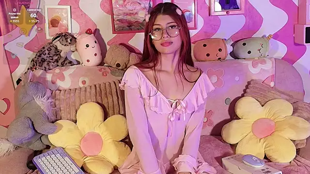 the girl with the red hai online show from November 28, 2025, 3:17 am