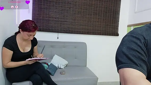 danna thiago1 online show from January 6, 2026, 12:53 pm