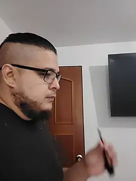 danna thiago1 online show from February 25, 2026, 2:28 pm