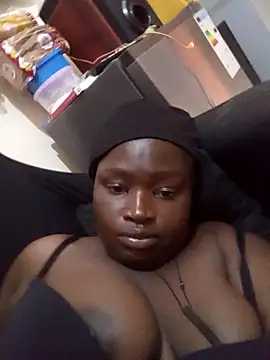 Snapshot of bigass31 chatting on January 13, 2026, 11:14 am bigass31 online show from January 13, 2026, 11:14 am