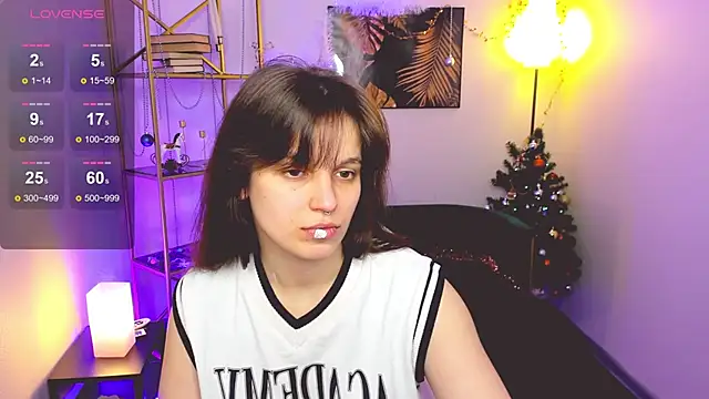 RosieHearts online show from December 19, 2025, 9:28 pm