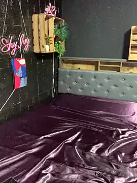 Shy-Ivy online show from March 8, 2026, 9:18 pm