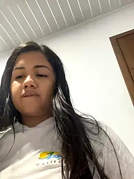 Adriana 27 online show from November 19, 2025, 7:25 pm