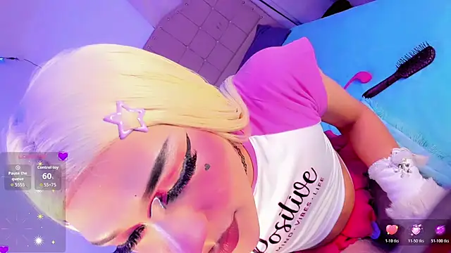 Snapshot of Shiaki_04 chatting on February 12, 2026, 10:53 pm Shiaki 04 online show from February 12, 2026, 10:53 pm