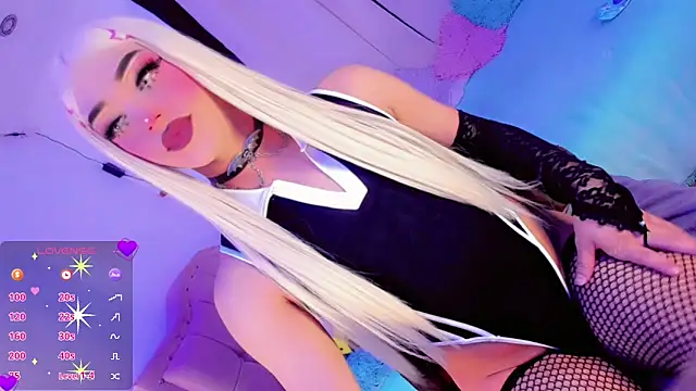 Snapshot of Shiaki_04 chatting on April 5, 2026, 5:47 am Shiaki 04 online show from April 5, 2026, 5:47 am