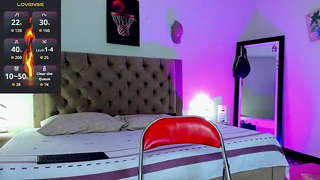 Snapshot of blorelopez chatting on February 25, 2026, 1:33 pm blorelopez online show from February 25, 2026, 1:33 pm