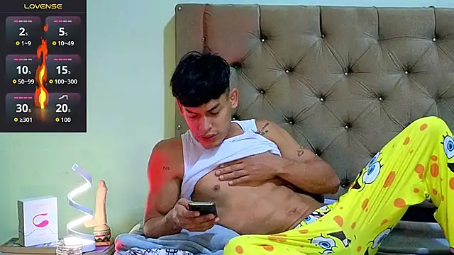 blorelopez online show from December 14, 2025, 11:38 am