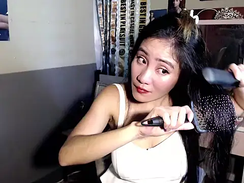 Snapshot of ellyaxx chatting on November 27, 2025, 4:57 am ellyaxx online show from November 27, 2025, 4:57 am