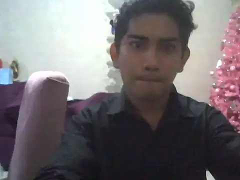 chikis 18 online show from December 20, 2025, 4:15 am