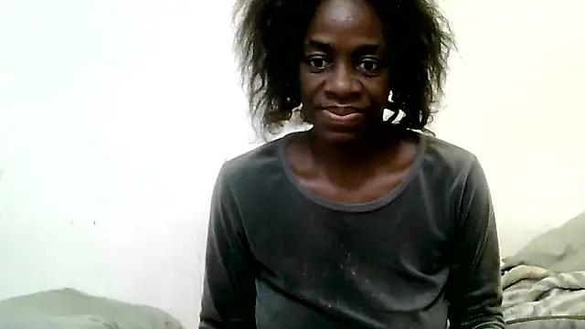 BrunetteNaomi8 online show from May 10, 2026, 7:56 am