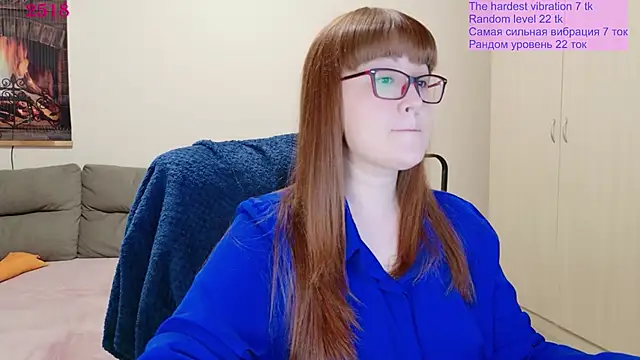 Snapshot of Foxy-lady chatting on May 9, 2026, 12:41 pm Foxy-lady online show from May 9, 2026, 12:41 pm