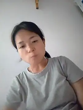 PamPii2x online show from June 3, 2026, 1:28 am