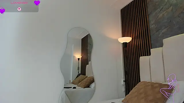 catiusca reyes 03 online show from April 1, 2026, 1:41 pm