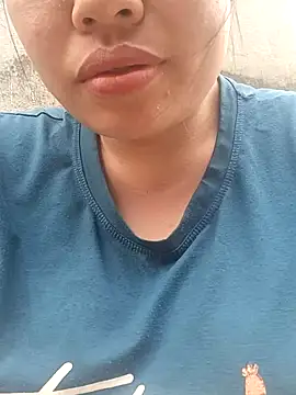 Snapshot of Pampirara chatting on March 3, 2026, 7:59 am Pampirara online show from March 3, 2026, 7:59 am