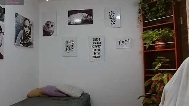 DraxBlade09 online show from April 9, 2026, 8:59 pm