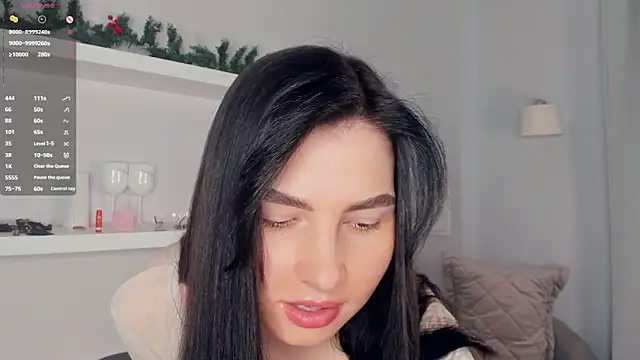 Snapshot of FeliciaKogen chatting on April 6, 2026, 7:31 am FeliciaKogen online show from April 6, 2026, 7:31 am