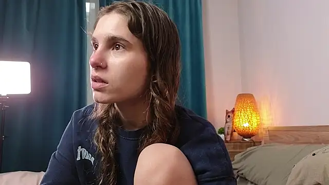 RozanneJordan online show from July 11, 2026, 5:35 pm