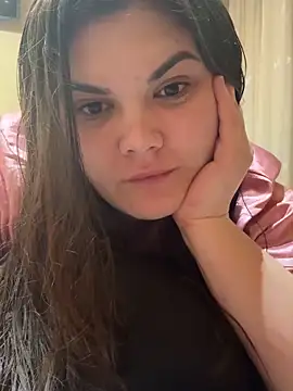 Snapshot of Maru992699 chatting on November 27, 2025, 10:10 pm Maru992699 online show from November 27, 2025, 10:10 pm