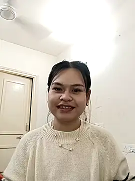 Melee Love online show from November 18, 2025, 6:33 pm