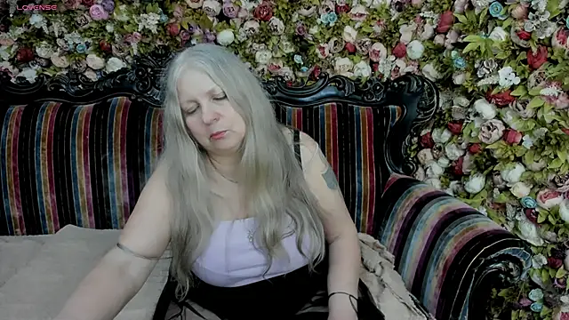 Snapshot of mariabelladonna chatting on April 15, 2026, 10:21 pm mariabelladonna online show from April 15, 2026, 10:21 pm