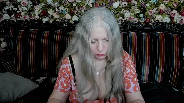 Snapshot of mariabelladonna chatting on April 2, 2026, 10:55 am mariabelladonna online show from April 2, 2026, 10:55 am