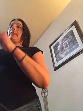 Snapshot of AndreaSFanSTo chatting on February 3, 2026, 5:05 am AndreaSFanSTo online show from February 3, 2026, 5:05 am