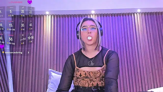 GabyRose9 online show from July 1, 2026, 7:47 pm