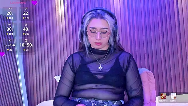 GabyRose9 online show from June 14, 2026, 7:59 pm