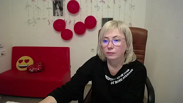 LaurenWishy online show from January 16, 2026, 1:04 pm