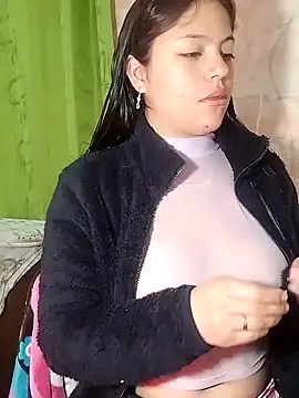 Juliana Vip online show from November 24, 2025, 9:09 am