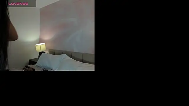 Snapshot of IsabelaStefano chatting on April 19, 2026, 3:18 am IsabelaStefano online show from April 19, 2026, 3:18 am