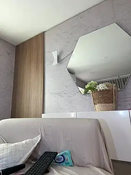 Snapshot of IsabelaStefano chatting on February 14, 2026, 12:00 am IsabelaStefano online show from February 14, 2026, 12:00 am