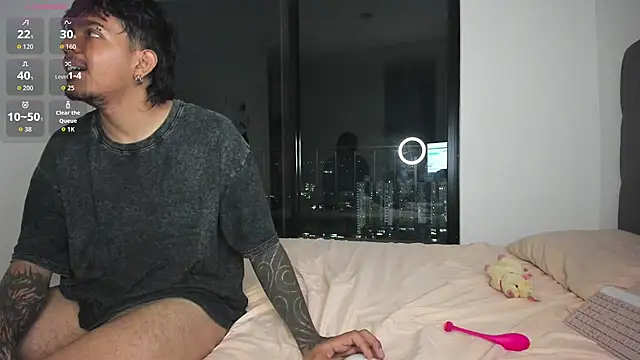 Snapshot of tessa__evans chatting on April 7, 2026, 12:12 am tessa evans online show from April 7, 2026, 12:12 am