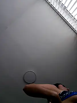 Laia torres1 online show from February 19, 2026, 7:00 pm