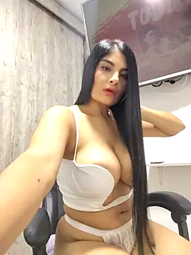 Laia torres1 online show from February 8, 2026, 12:30 am