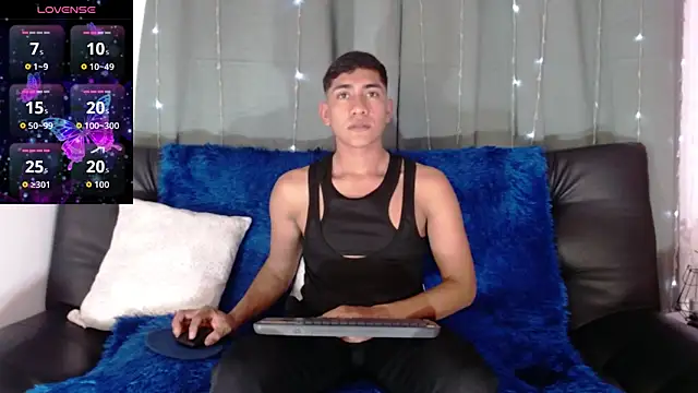 ATLASVANDRAKE online show from January 8, 2026, 8:59 pm