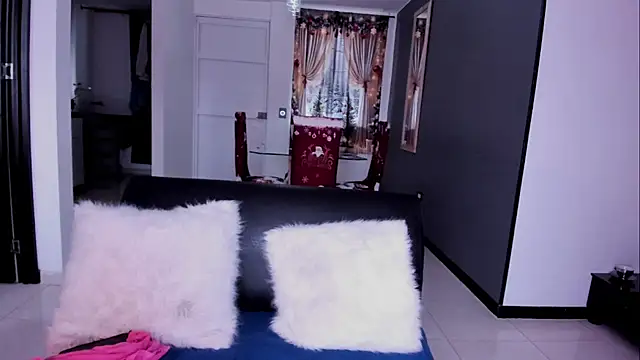 ATLASVANDRAKE online show from December 2, 2025, 7:59 pm