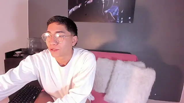 ATLASVANDRAKE online show from December 21, 2025, 12:13 am