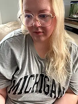 Snapshot of Kennaknox chatting on January 11, 2026, 4:36 pm Kennaknox online show from January 11, 2026, 4:36 pm