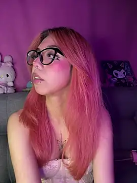 Snapshot of Valen-Foxx1 chatting on May 16, 2026, 10:47 am Valen-Foxx1 online show from May 16, 2026, 10:47 am